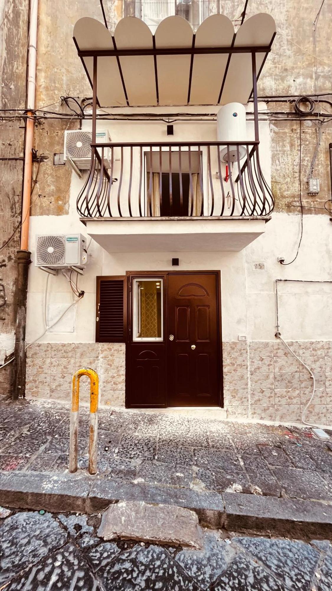 Pizzaiola'S Home Nápoles Exterior foto